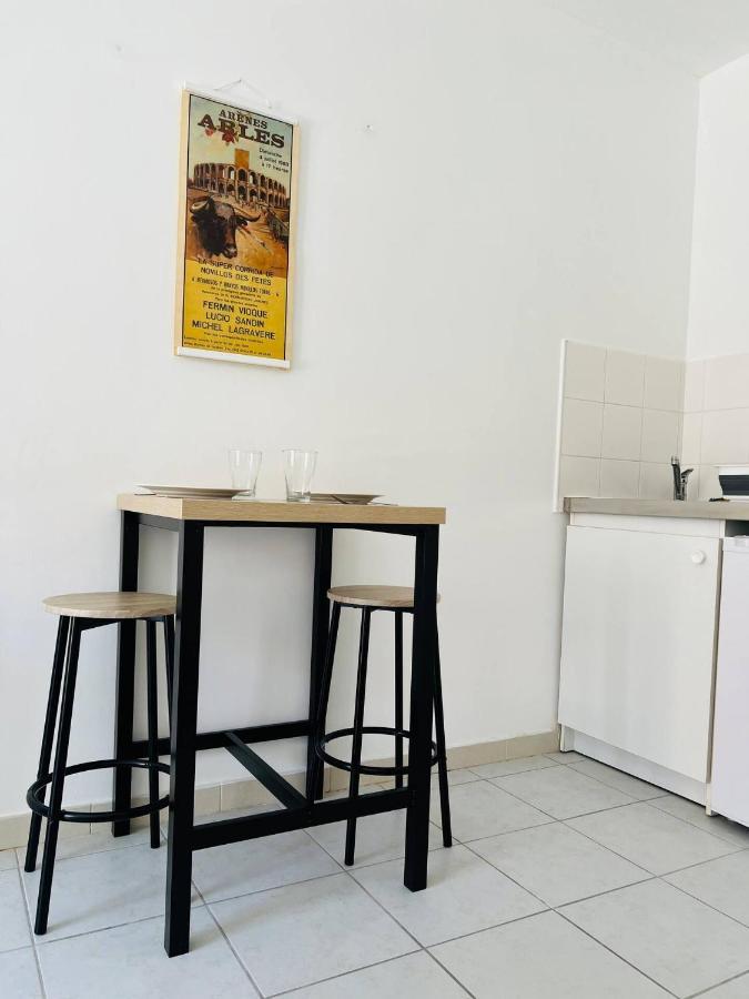 Studio Le 2, Free Parking, Free Wifi, Transports Lejlighed Nîmes Eksteriør billede