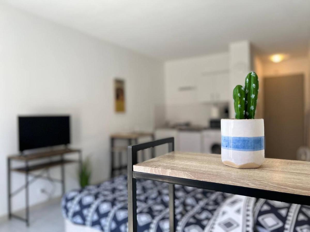 Studio Le 2, Free Parking, Free Wifi, Transports Lejlighed Nîmes Eksteriør billede